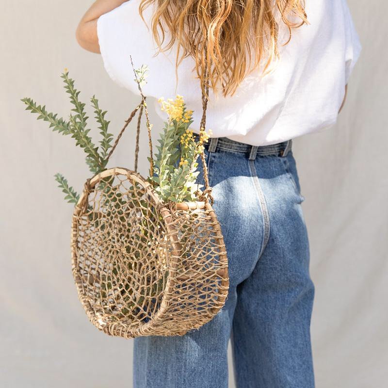 Circular Jonote Wall Basket