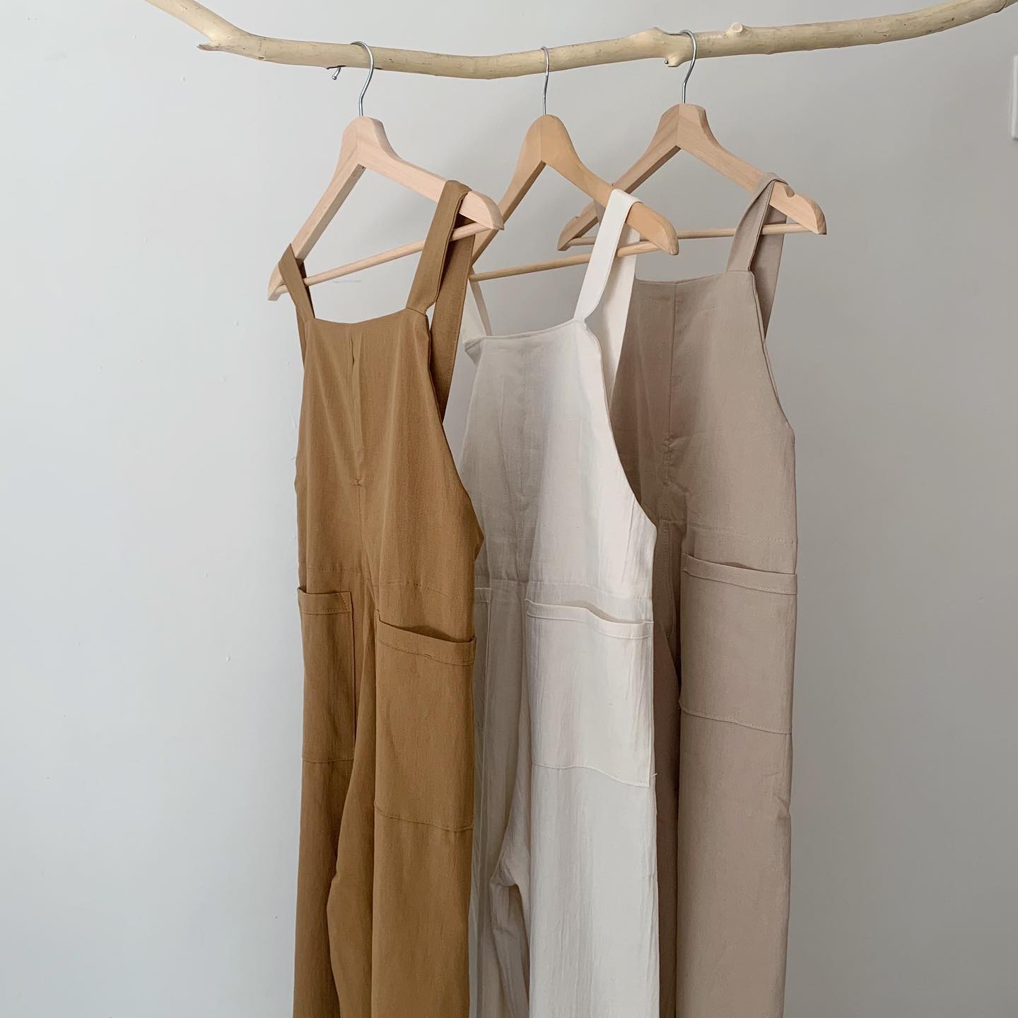 Bohemian Open-Back Linen Jumpsuit