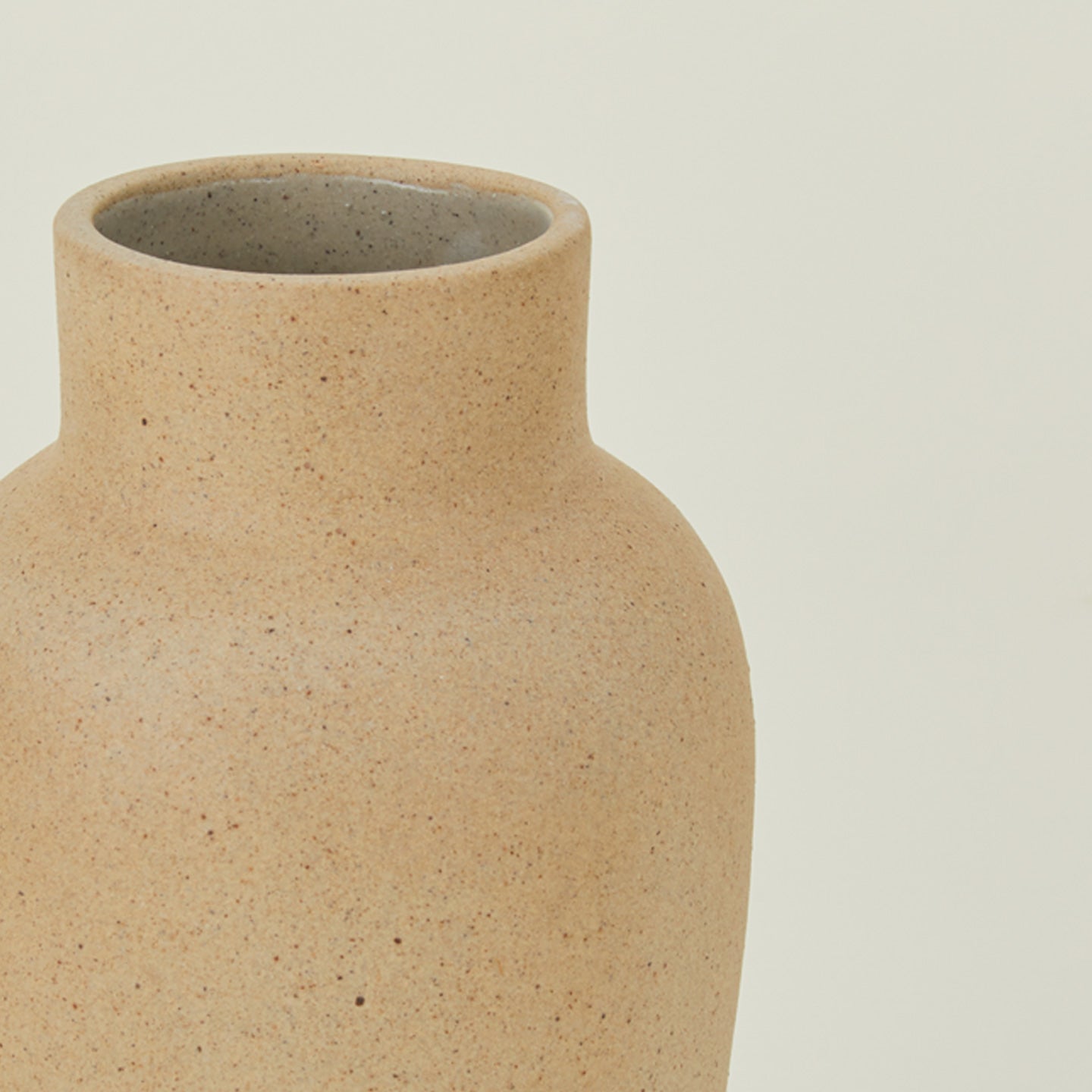 Light Terracotta Shaker Vase