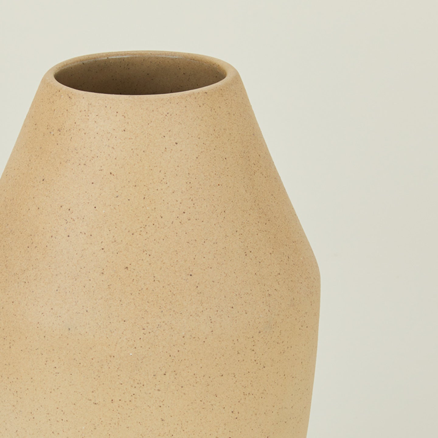 Torno Modern Sand Terracotta Vase