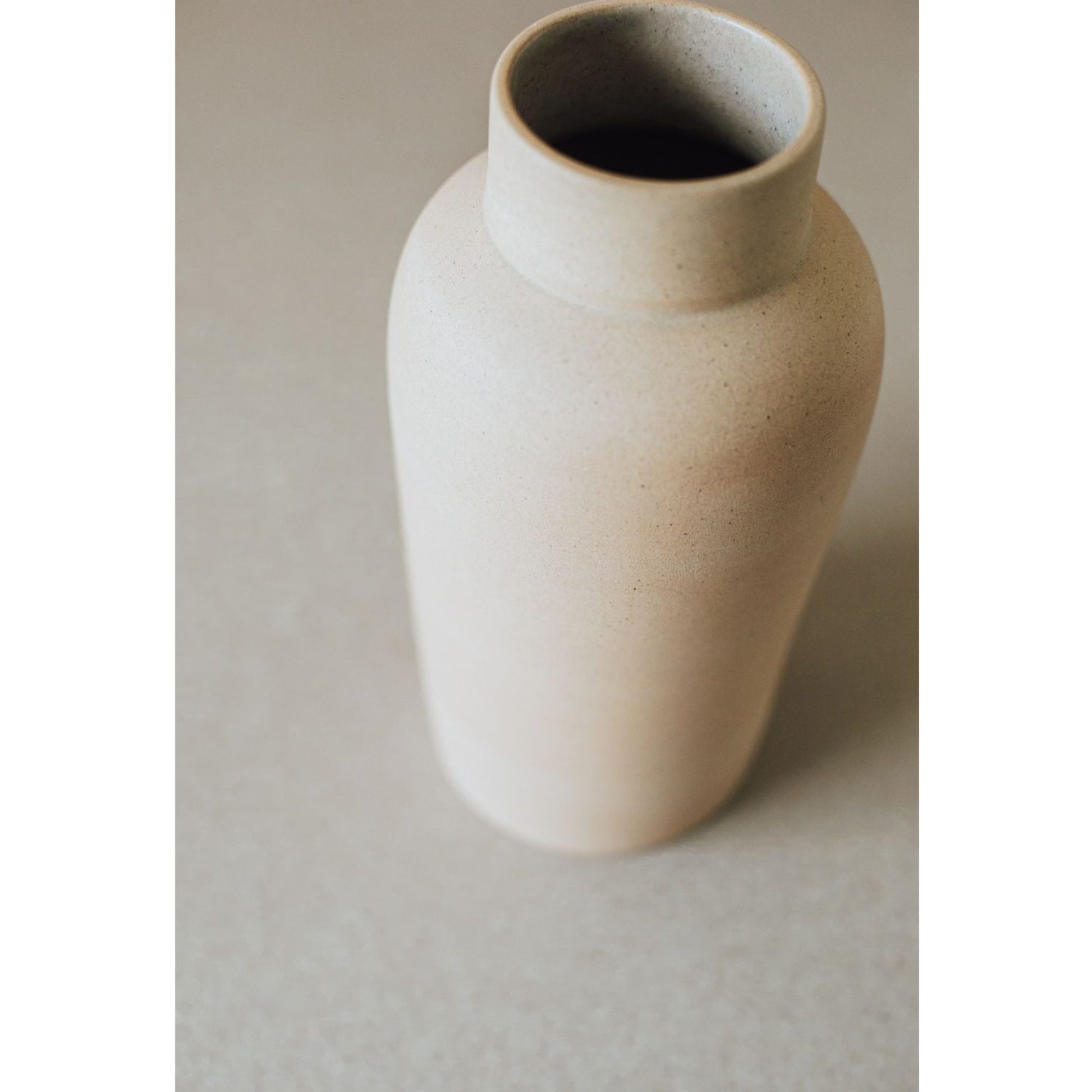 Light Terracotta Shaker Vase