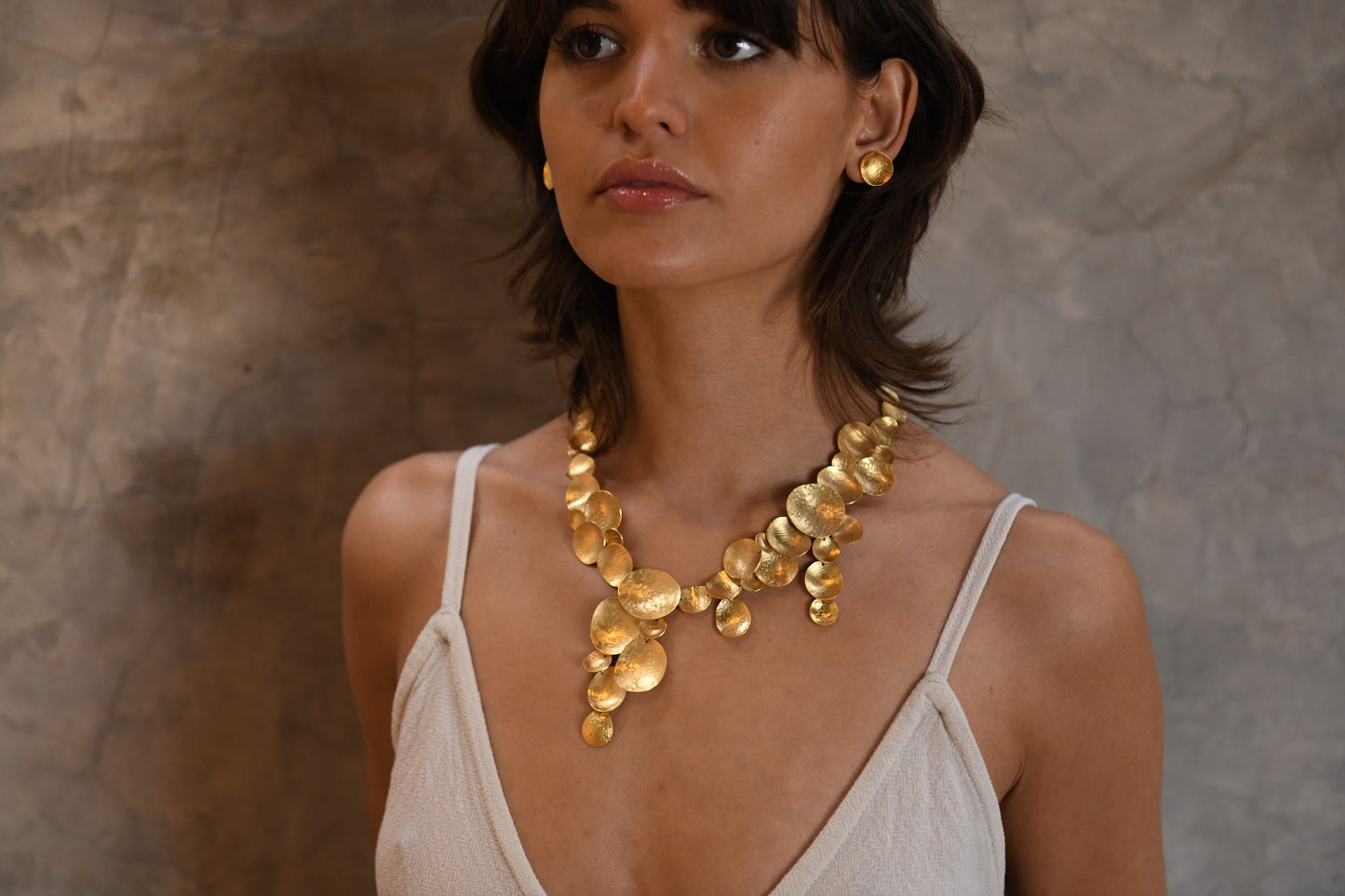 Contemporary Textured Round Gold Necklace